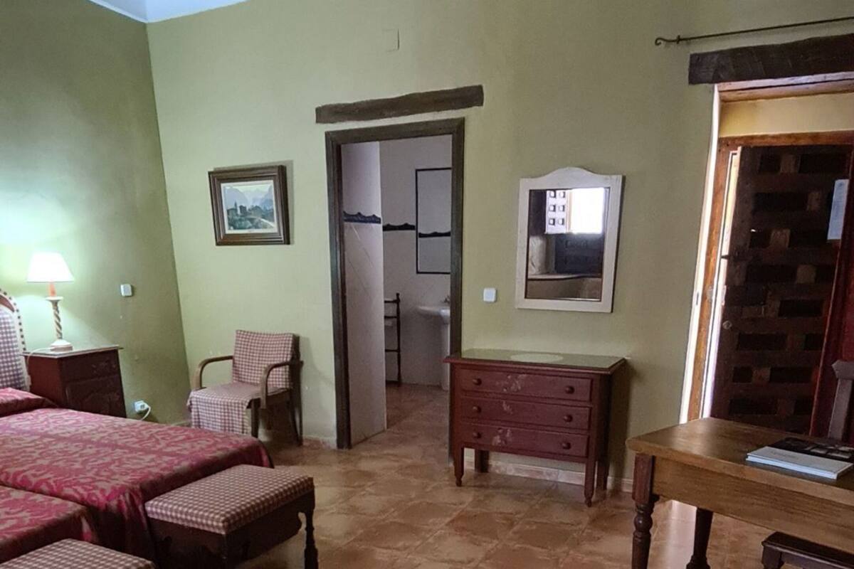 Desk, blackout curtains, free WiFi, bed sheets