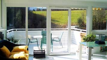 Coin salon dans le hall