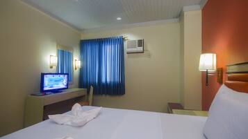 Quarto standard | Camas extras/dobráveis (sobretaxa), Wi-Fi de cortesia, roupa de cama