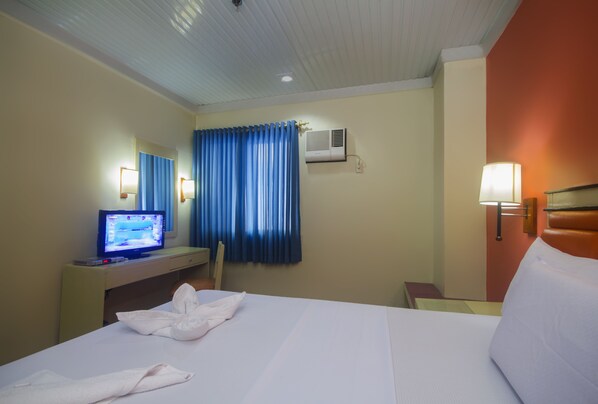 Standard Room | Rollaway beds, free WiFi, bed sheets - Win Min Transient Inn (Cagayan de Oro)