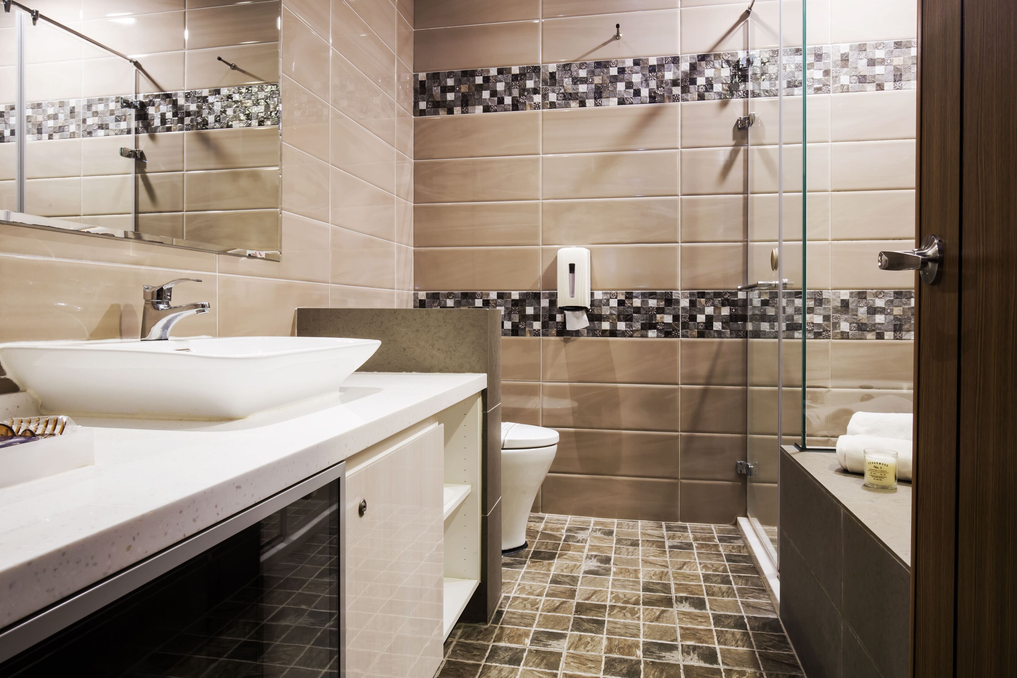 double room | bathroom sink