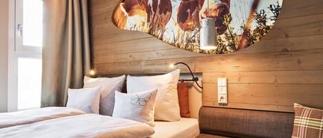 In-room safe, individually decorated, individually furnished, desk