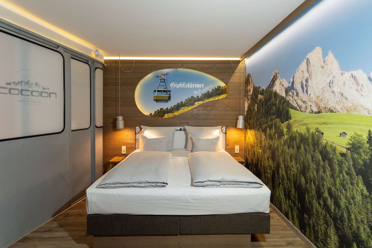 In-room safe, individually decorated, individually furnished, desk