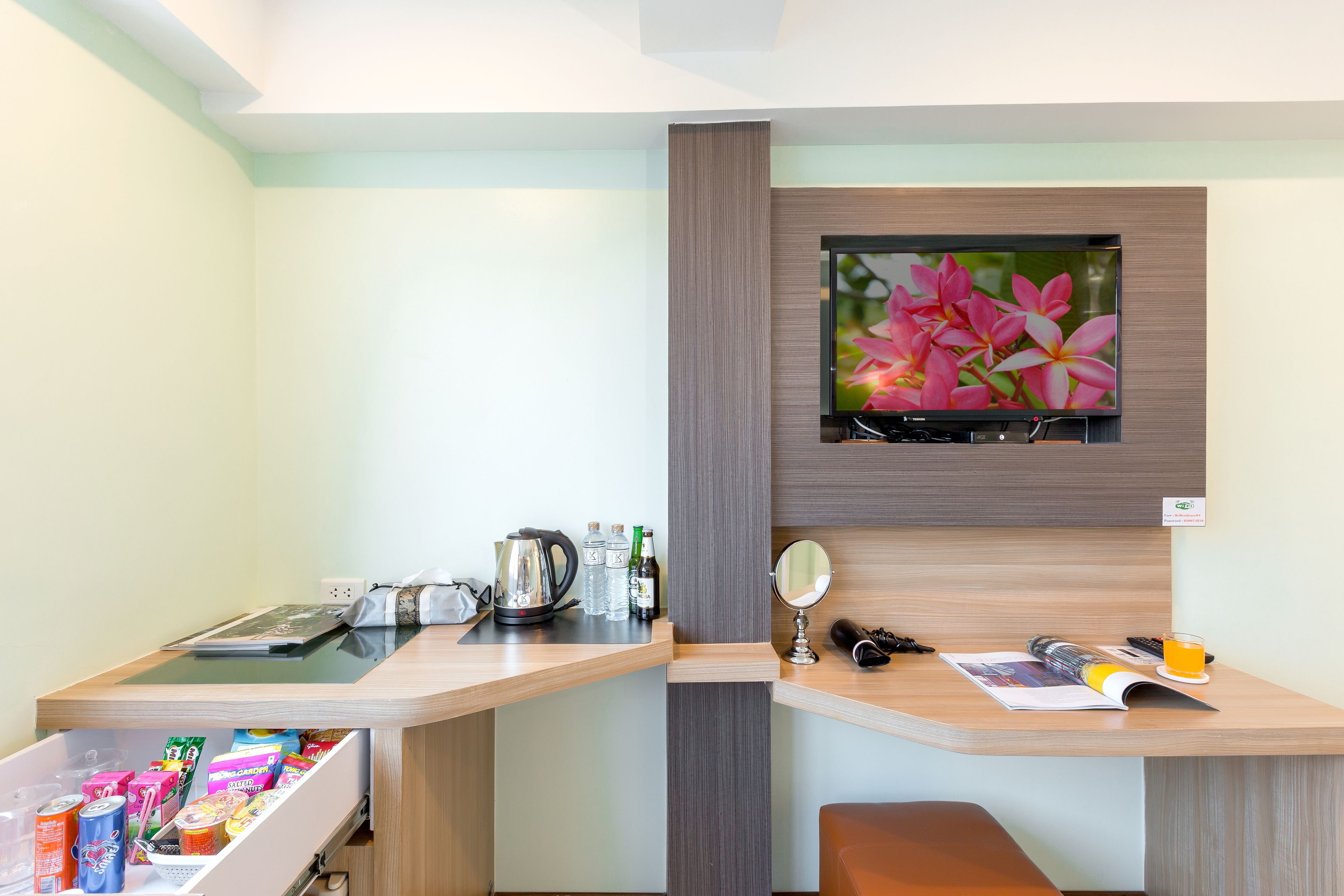 deluxe triple room | desk, laptop workspace, blackout curtains, free wifi