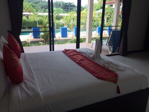 Two-Bedroom Villa | Pemandangan dari kamar