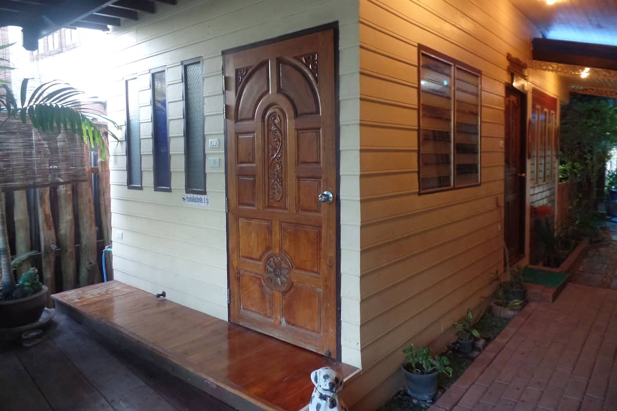 Standard Room with Private Bathroom | Rideaux occultants, Wi-Fi gratuit