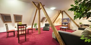 Luxury-Apartment, Kochnische, Executive-Etage (Executive Level) | Wohnzimmer