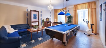 Exclusive Suite, Bathtub, City View (with Billiard) | Living room | 108-cm LED TV with digital channels, TV