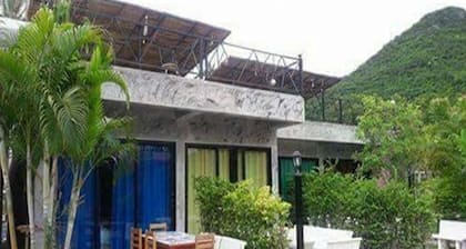 Irak Resort