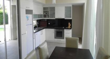 Novron Villa B5