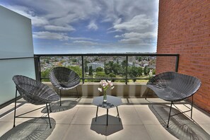 Dúplex familiar, terraza | Balcón