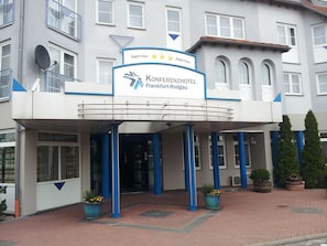 Property entrance - Konferenzhotel Frankfurt-Rodgau (Rodgau)