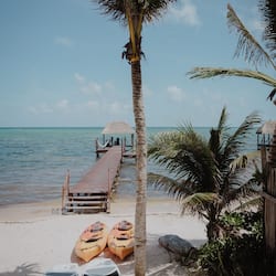 Private beach, sun-loungers, beach umbrellas, beach towels
