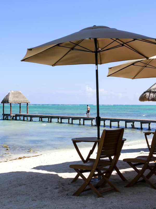 Private beach, sun loungers, beach umbrellas, beach towels