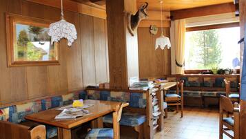 Bar (in der Unterkunft)