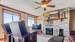 Panoramic Condo (ML148 Corner unit w/ views & fireplac) | Living area | 36-inch flat-screen TV with satellite channels, TV - Mountaintop Condos (Snowshoe)