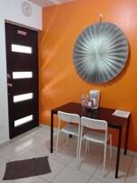 Suite Matrimonial | In-room business center