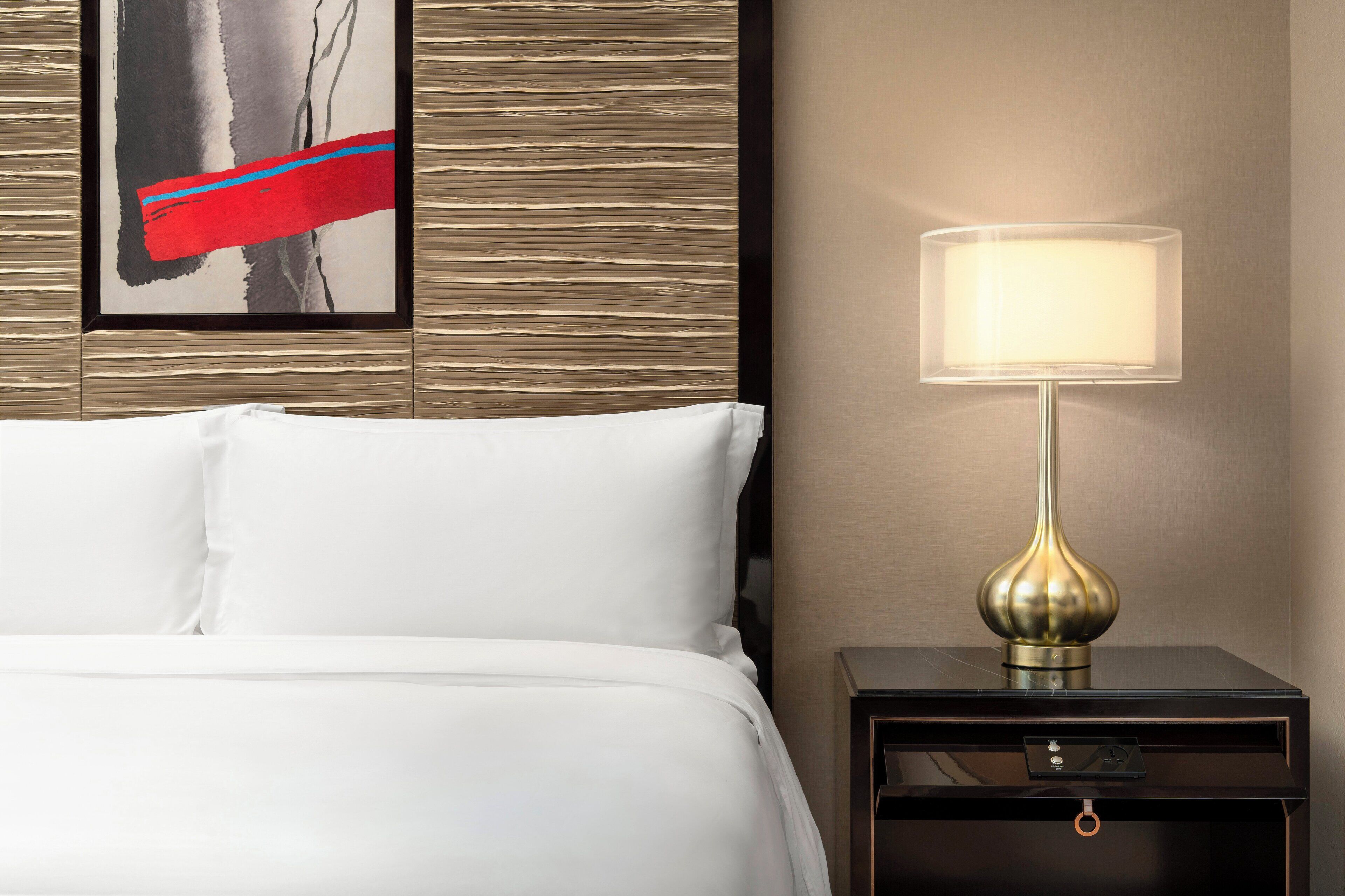 Premium bedding, down comforters, minibar, individually decorated