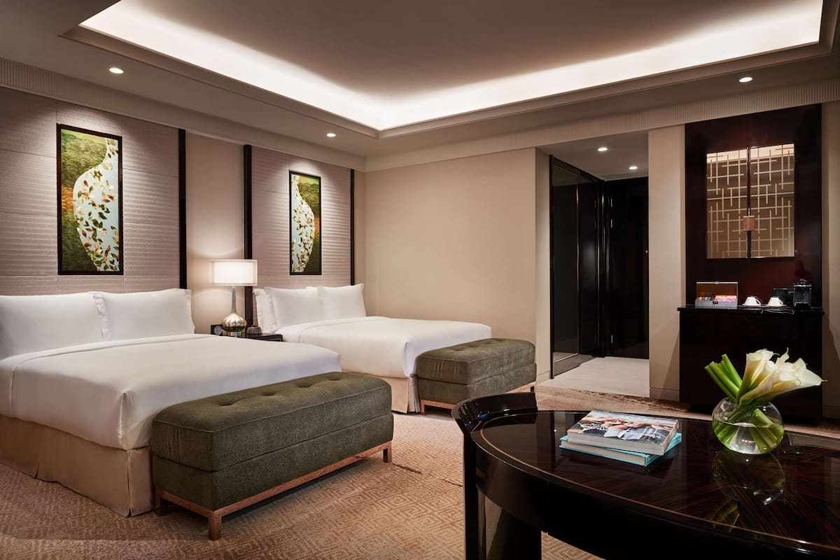 1 slaapkamer, luxe beddengoed, donzen dekbedden, een minibar
