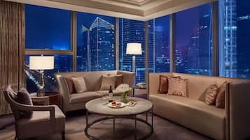 Suite, 1 Bedroom, Club Lounge Access (High Floor) | Premium bedding, down comforters, minibar, individually decorated