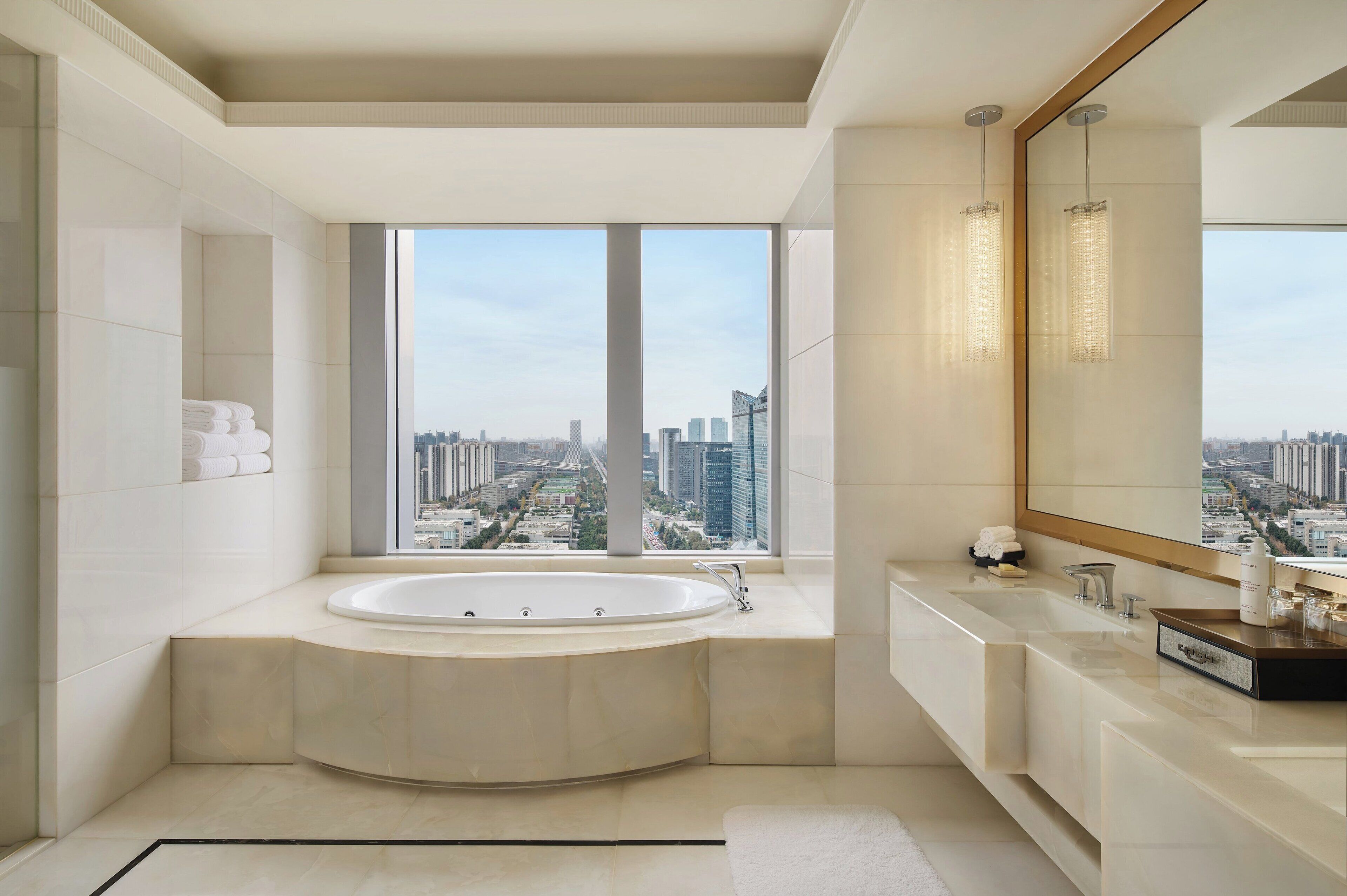 套房 (Regal) | 高档床上用品、羽绒  被、迷你吧、特色装修