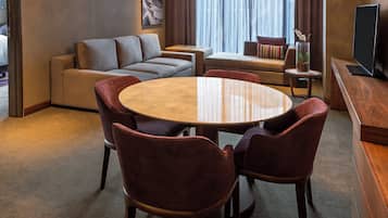 Ropa de cama de alta calidad, cubrecamas y colchones con pillow-top