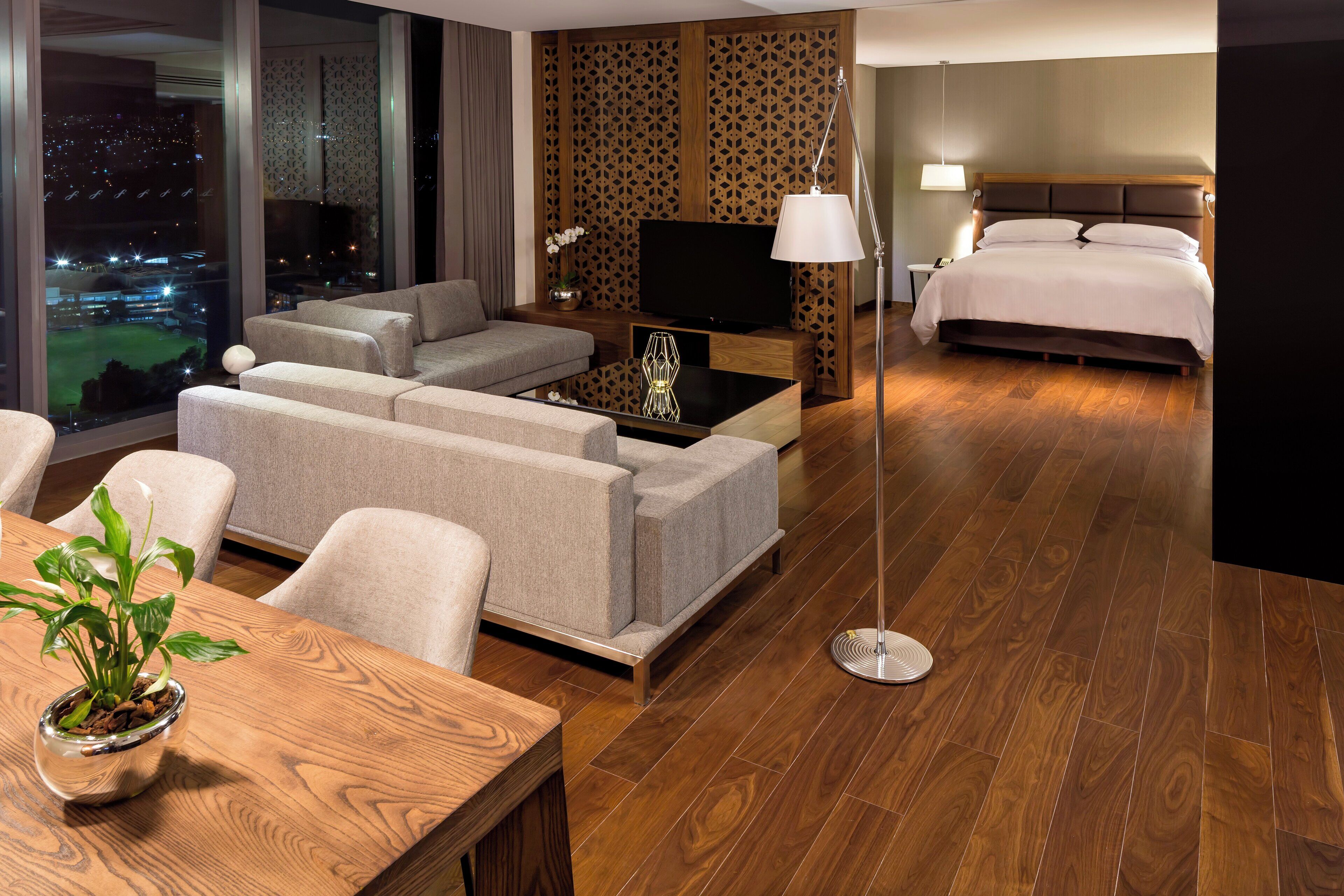 55-inch smart tv with cable channels