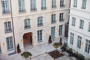 Extérieur