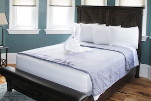 Premium Double Room, Private Bathroom, City View (205 Council Room) | 1 bedroom