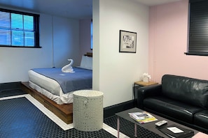 Quadruple Room, Accessible, Private Bathroom (102 Pageant Room) | 1 bedroom