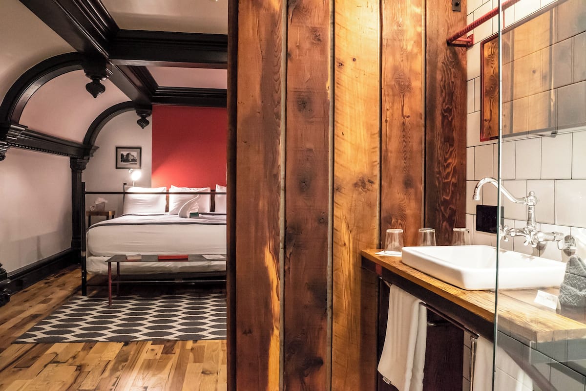 Economy driepersoonskamer (303 Eber Culver Room) | 1 slaapkamer, gratis wifi, beddengoed