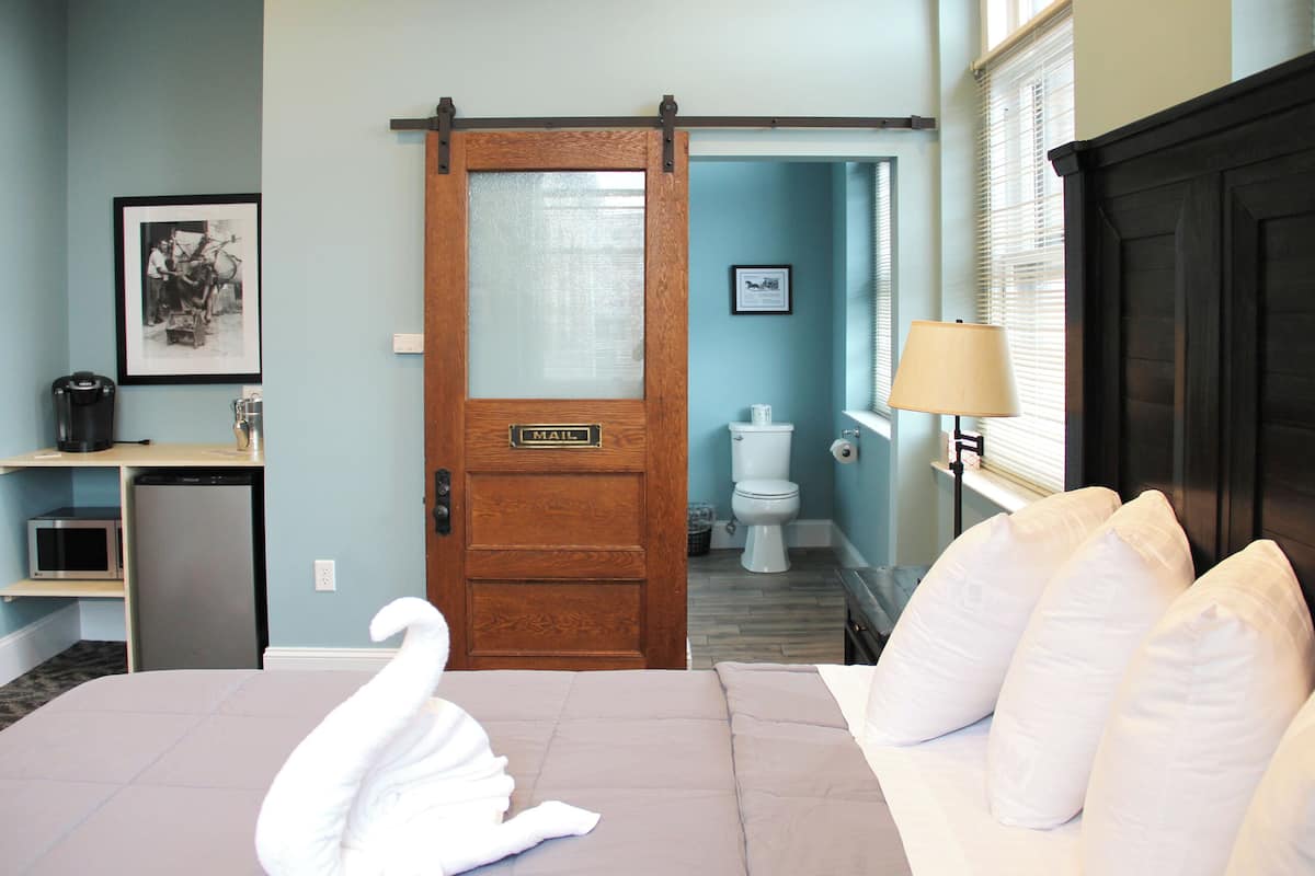 Traditionellt dubbelrum - eget badrum (201 Horse & Carriage Room) | 1 sovrum