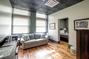 Superior Suite, Ensuite, City View (110 The Band Room) | 1 bedroom