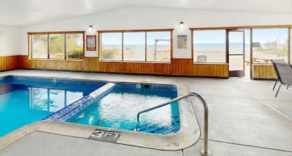 Oscoda Lakeside Hotel