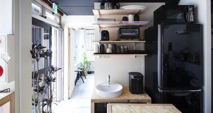 Hakata Gofukumachi Hostel Takataniya