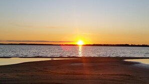 Beach - Lake Bolac Motel (Lake Bolac)