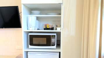 Fridge, microwave, coffee/tea maker, electric kettle