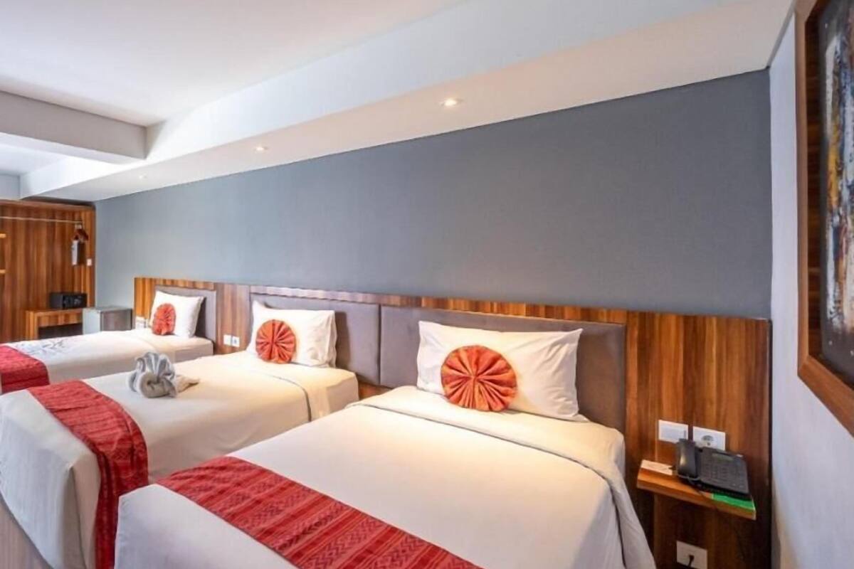 In-room safe, desk, soundproofing, iron/ironing board