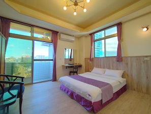 Elite Double Room | Individually furnished, desk, laptop workspace, blackout drapes