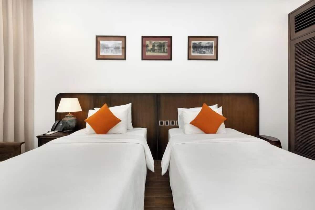 Premium bedding, minibar, in-room safe, individually furnished