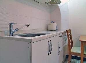 Standard-Doppelzimmer, Kochnische | Zimmerausstattung