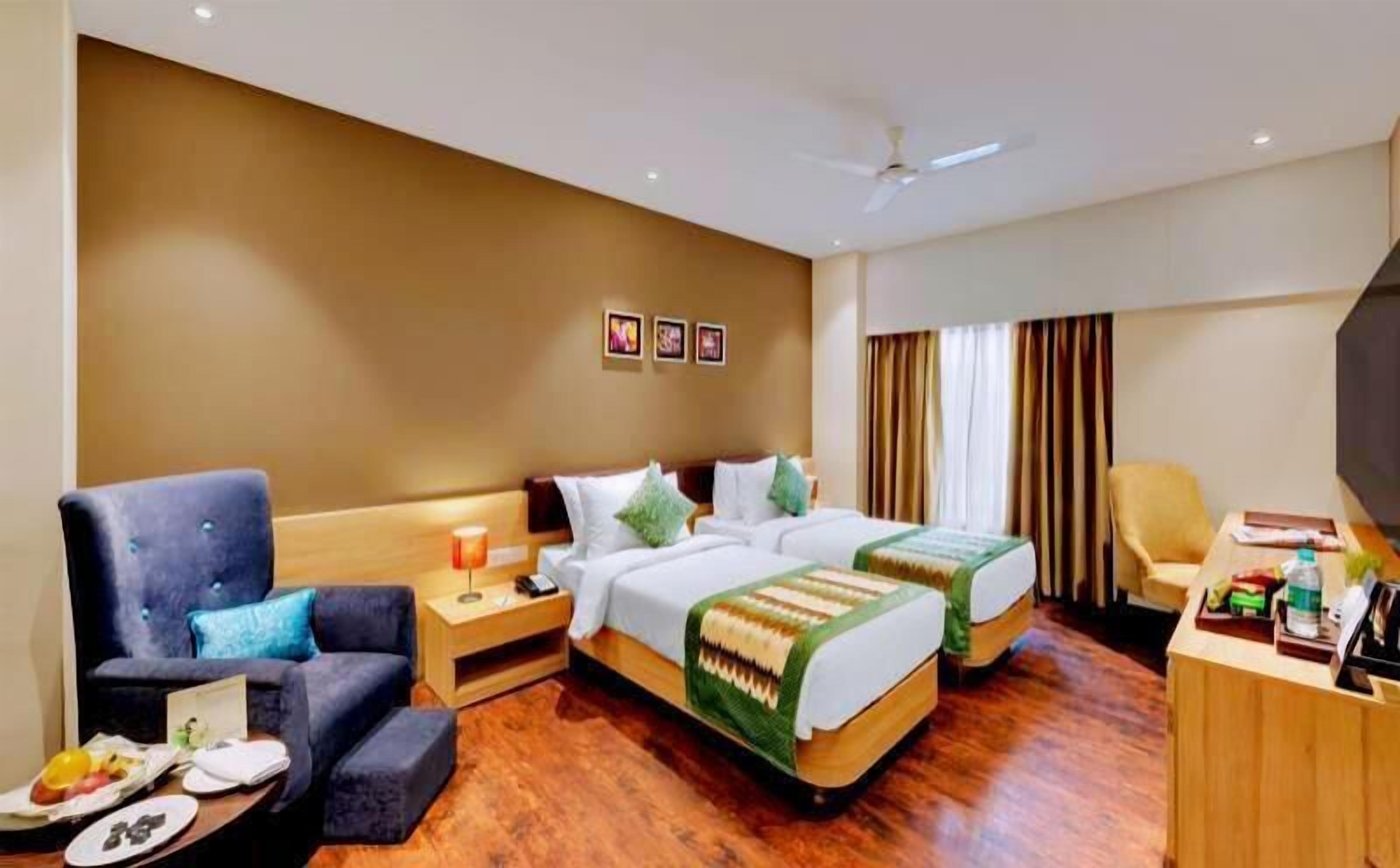 In-room safe, desk, laptop workspace, iron/ironing board