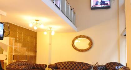 Gloria Tibi Hotel