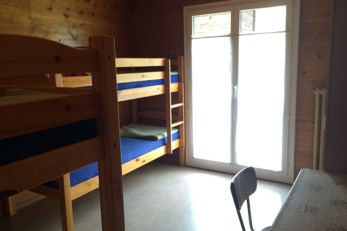 1 bedroom, free cots/infant beds, free WiFi