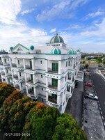 Fachada de la propiedad