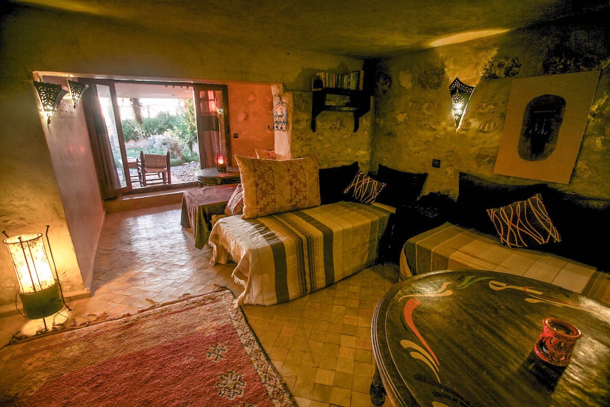 2 habitaciones, decoración personalizada y muebles diferentes