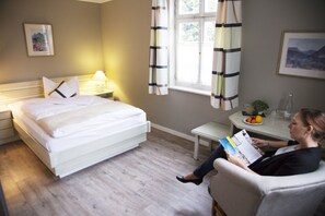 ห้องดีลักซ์ซิงเกิล | ตู้นิร��ภัยในห้องพัก, โต๊ะทำงาน, เปล/เตียงเด็กอ่อน (ฟรี), เตียงเสริม/เปล