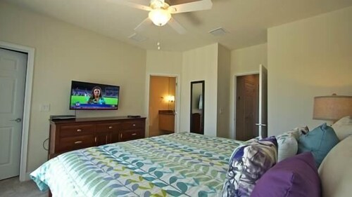 Pablo's Serenity Townhouse 3 Bedroom IPG Florida