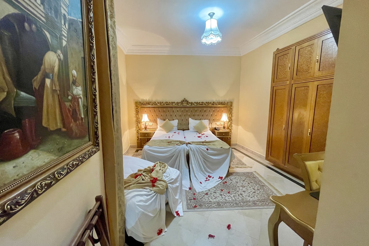 triple room | 1 bedroom, minibar, in-room safe, blackout curtains