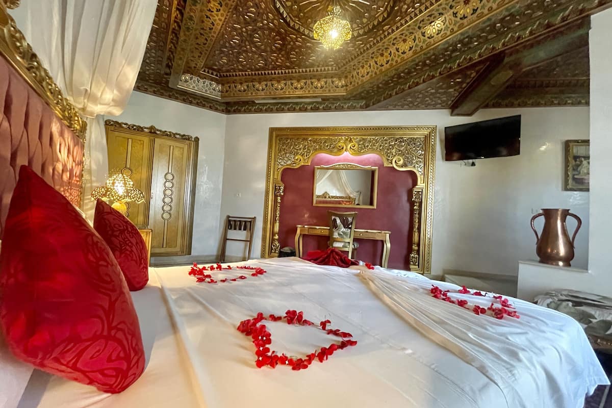 royal suite | 1 bedroom, minibar, in-room safe, blackout curtains